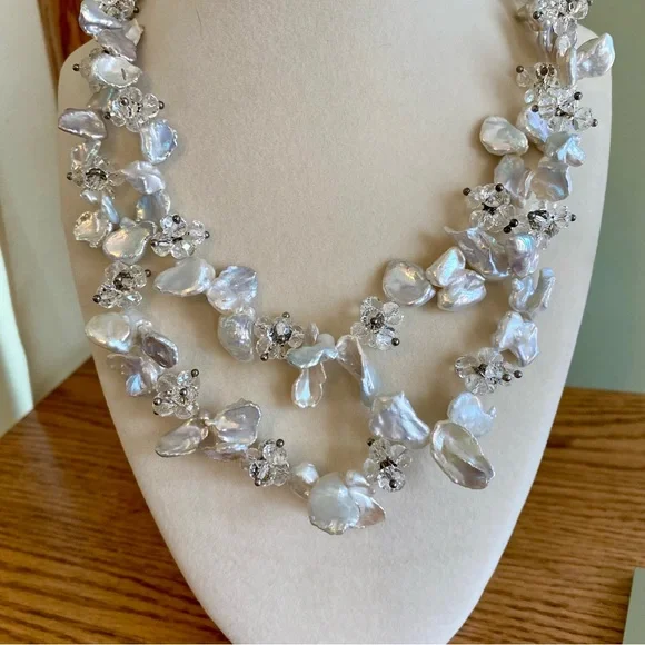 Stunning Necklace & Earrings Set w/ Freshwater Keshi Pearls &  Beaded Clusters - Picture 2 of 6